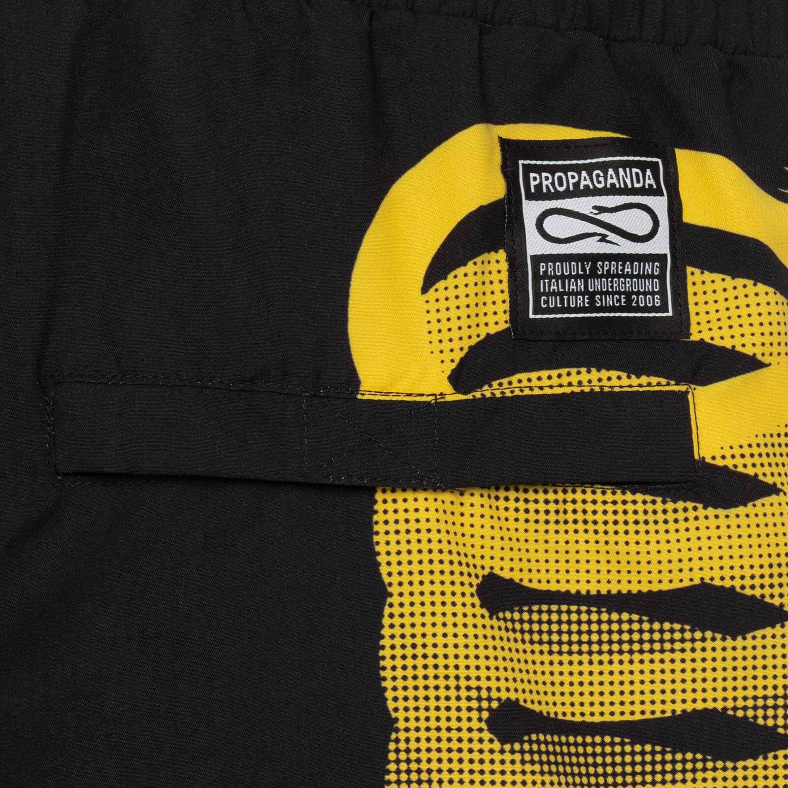 Costume Propaganda Ribs Swimtruck Black