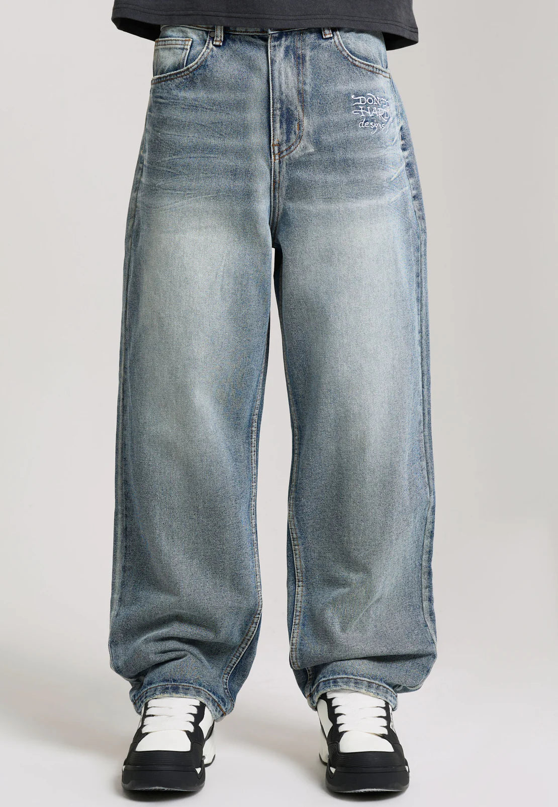 Jeans Ed Hardy Embroidered Panther Relaxed