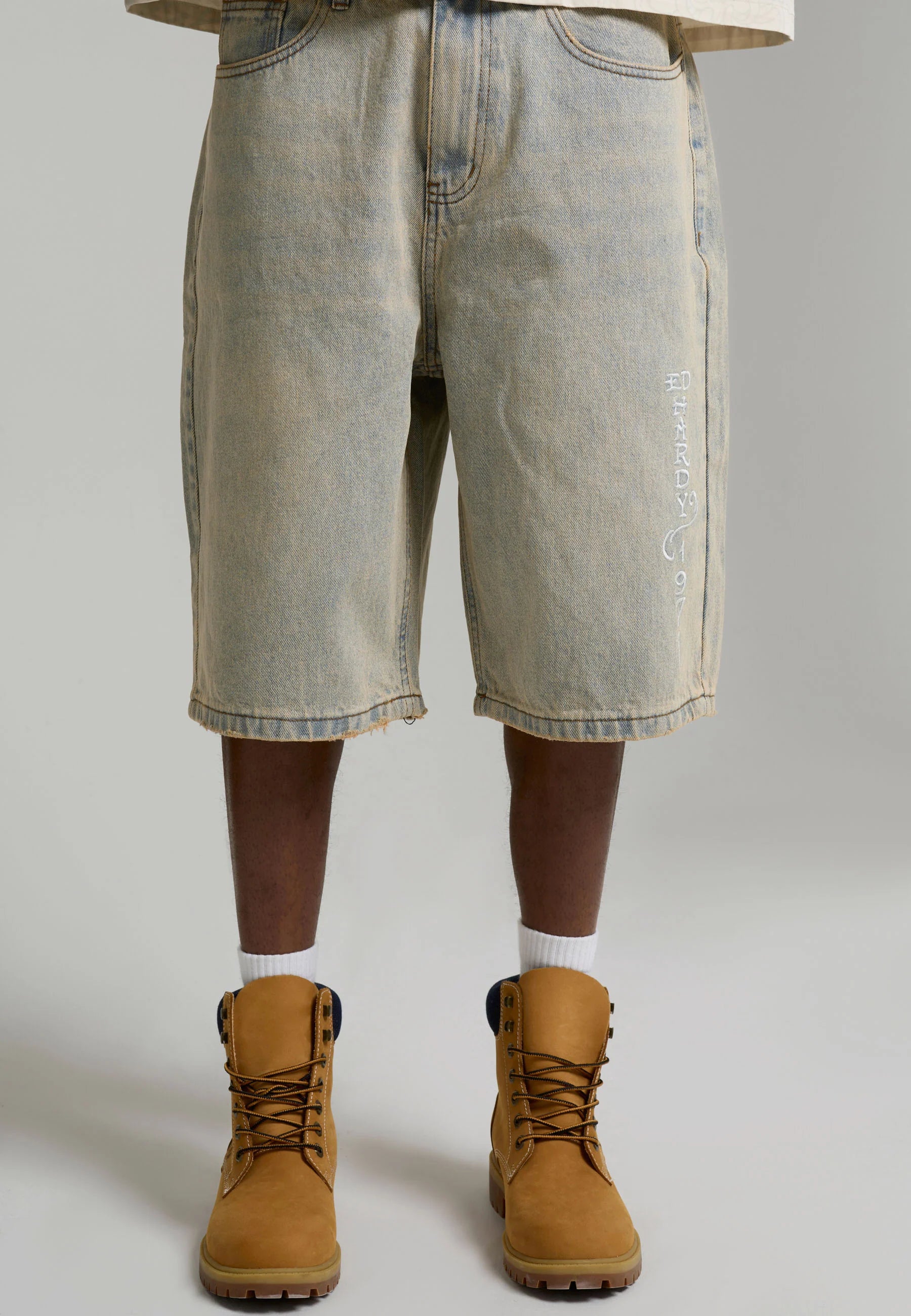 Short Ed Hardy Desert Snake Brown