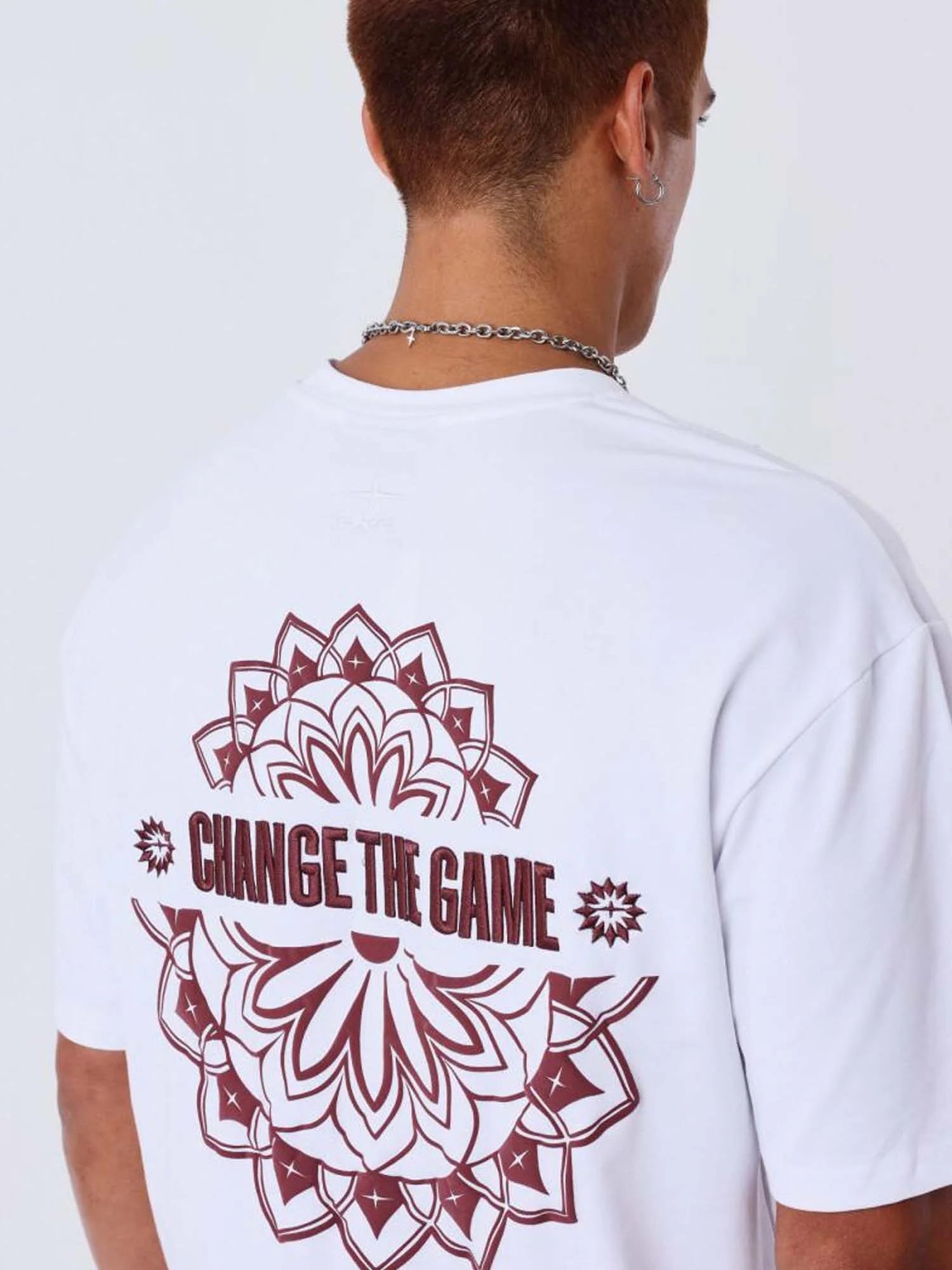 T-shirt grafica mandala PXP bianca