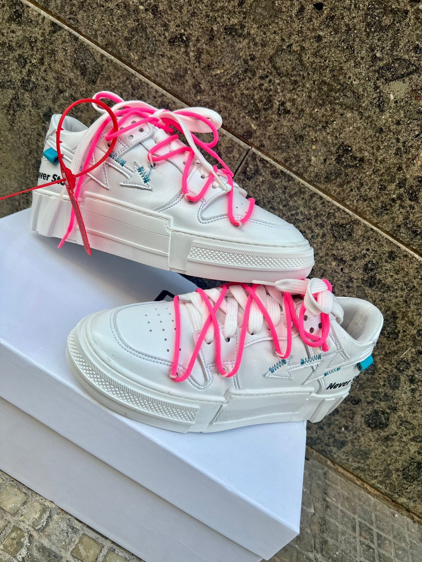 CR03 Strong 300 V.1 laccio rosa Bianca