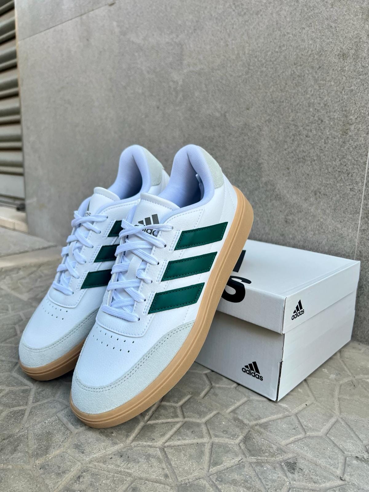 ADIDAS Courtblock Sneakers IF6505
