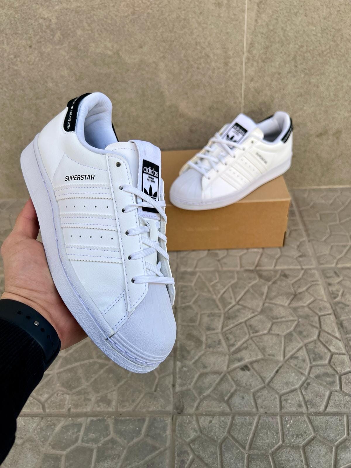 Adidas superstar parley Caputo Store