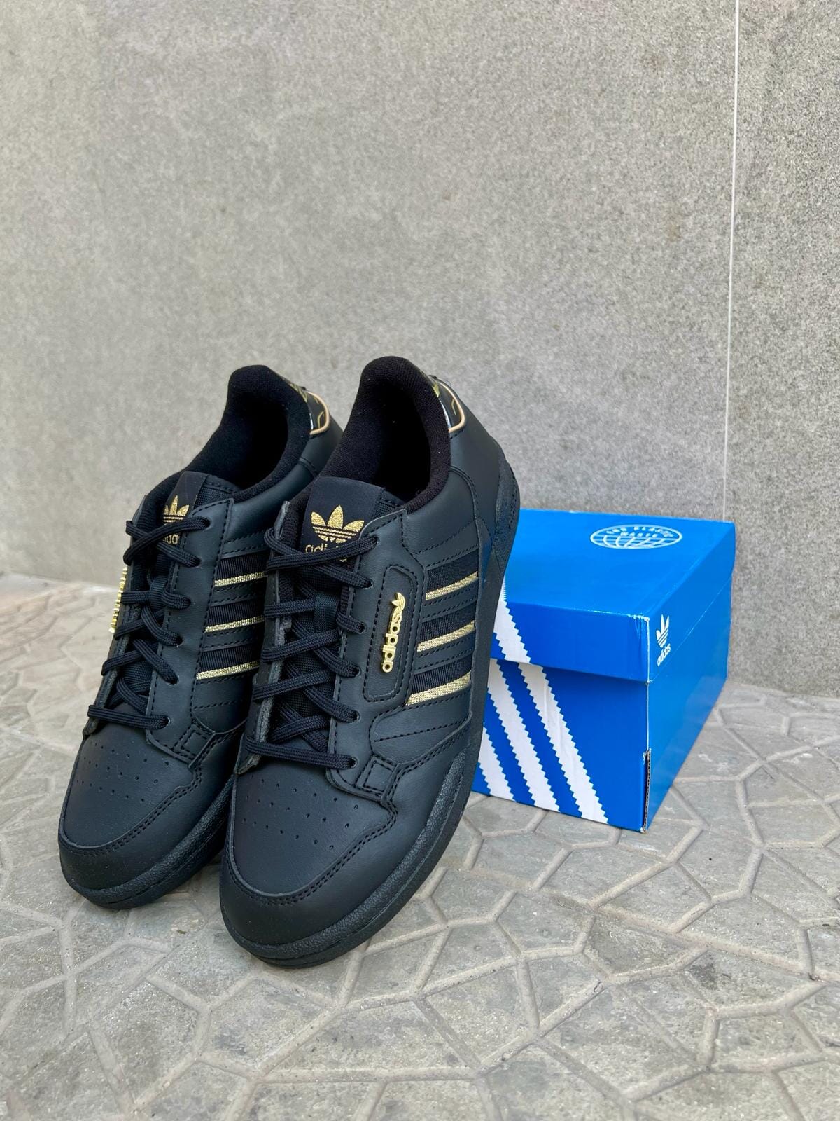 Adidas continental 80 stripes j h03943