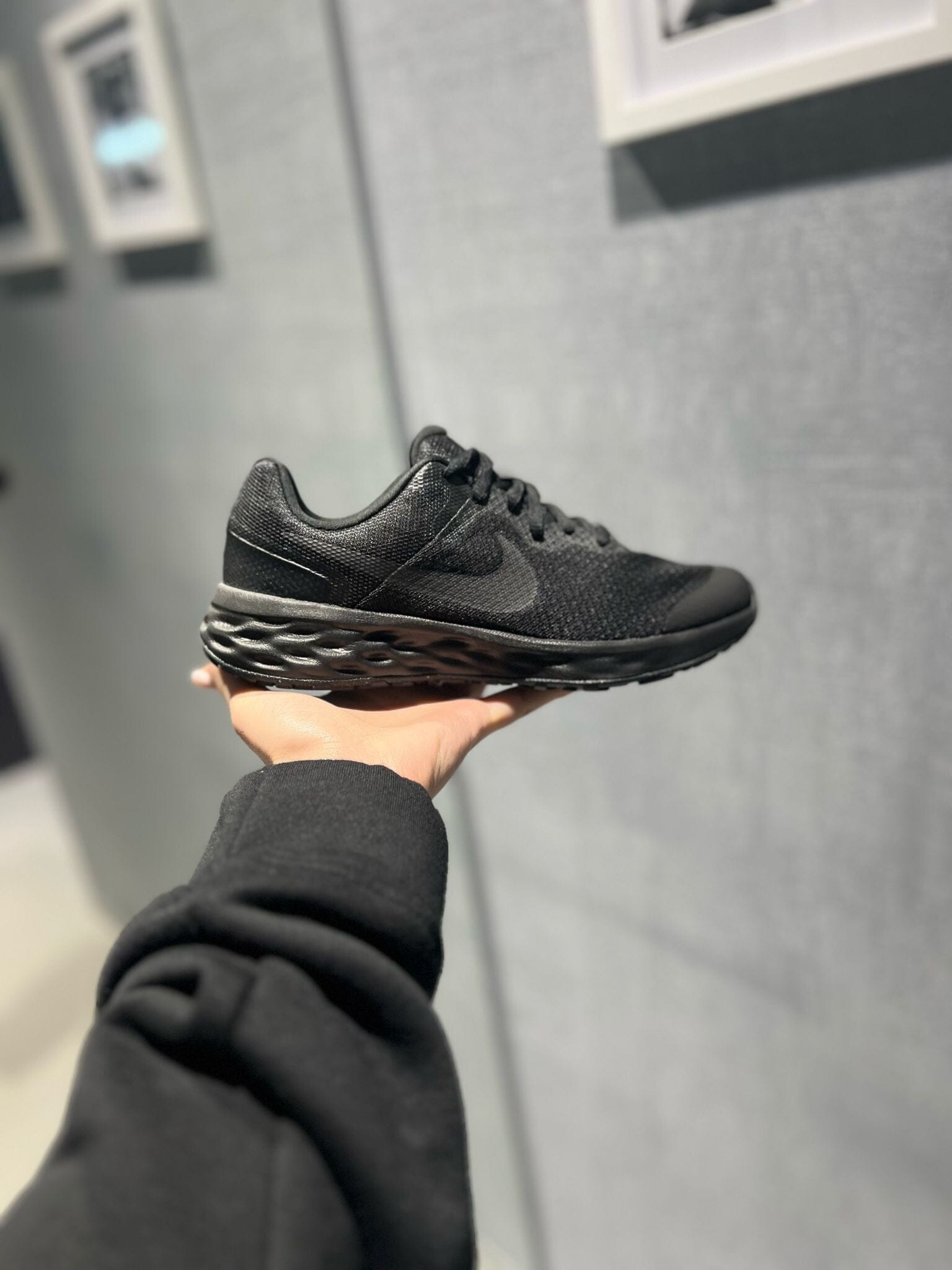 Nike Revolution 6