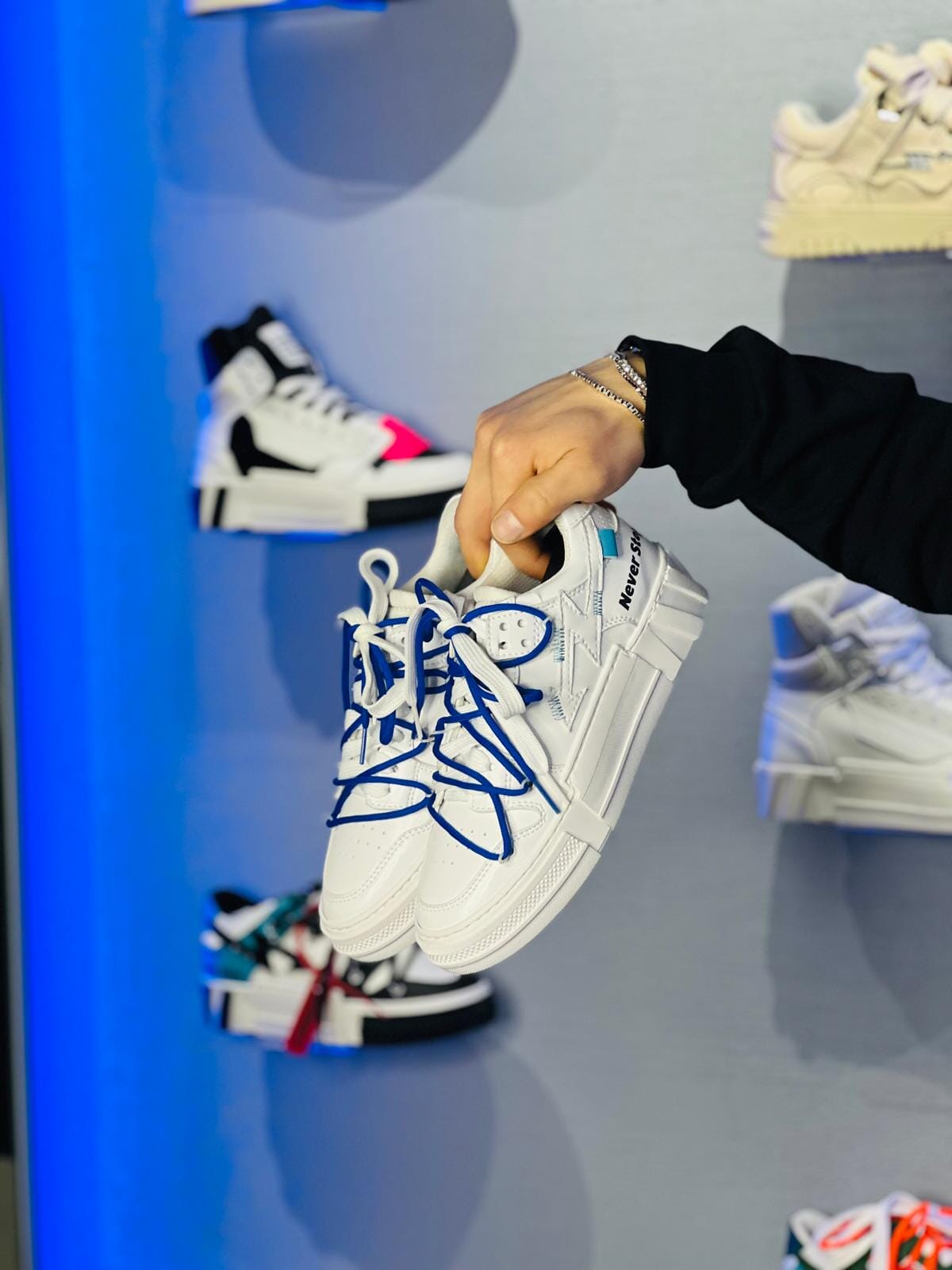 CR03 Strong 300 V.1 laccio blu