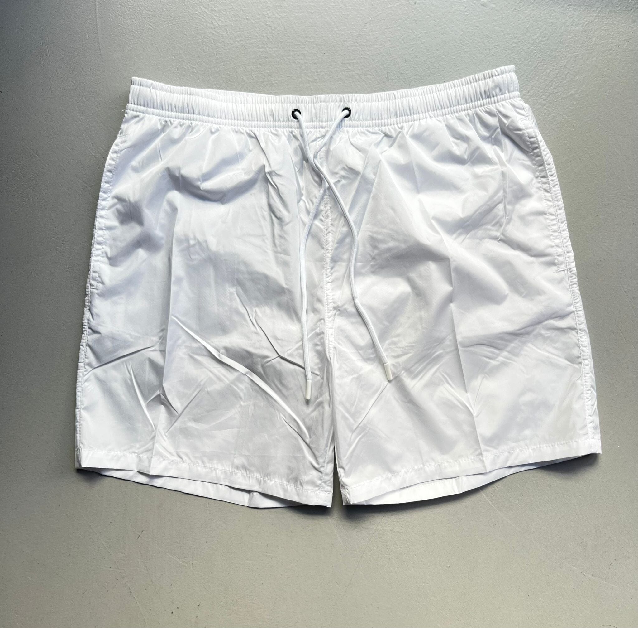 Costume basic bianco