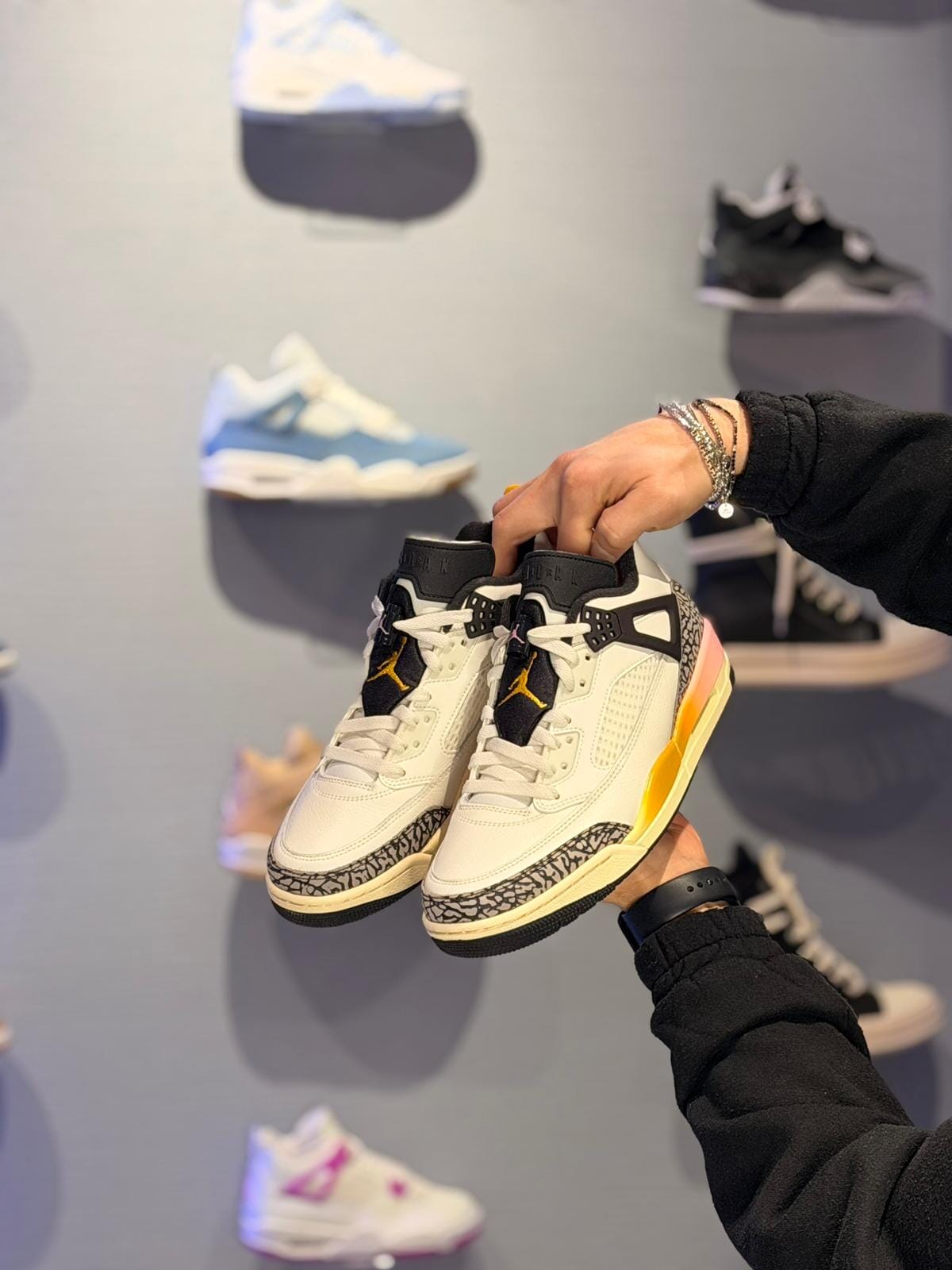 Jordan Spizike Low Rare Air