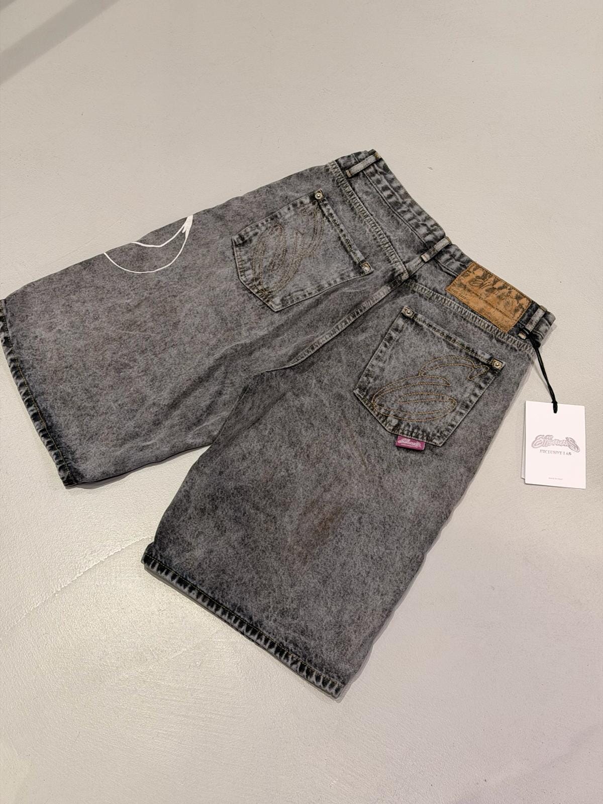 Short Toro Effemme
