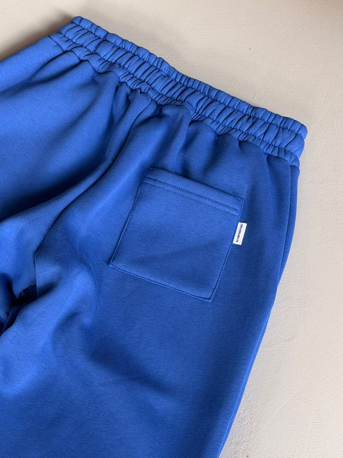 Pantaloni tuta basic blu elettrico