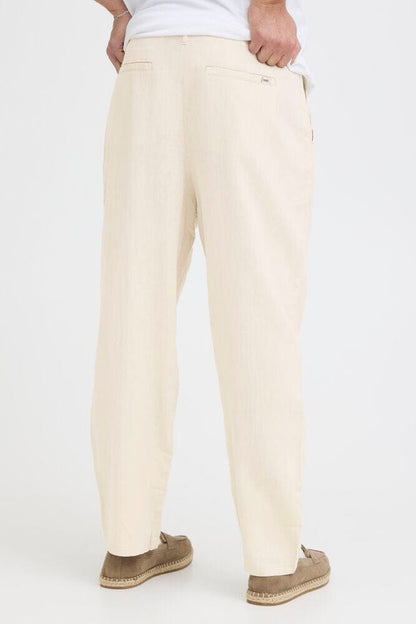 Pantalone in lino panna con pinces SOLID