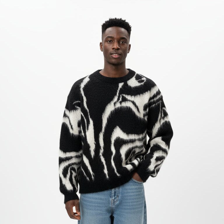 Maglione Nero con sfumature bianche in lana