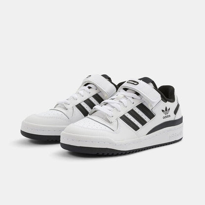 Adidas forum low