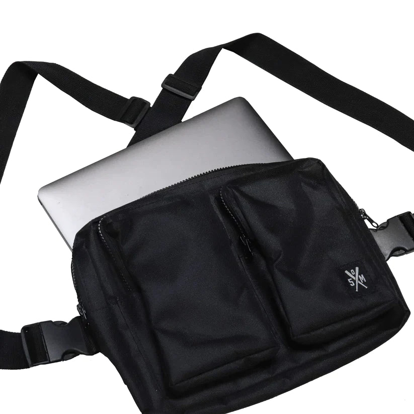 State of mind " RETROFUTURE CARGO " Chest Bag Black