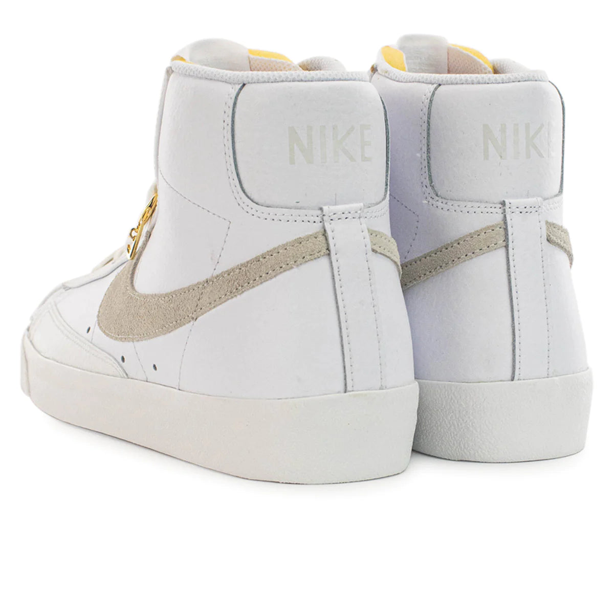 Nike - Blazer 77 - Sneakers bianche con gioielli