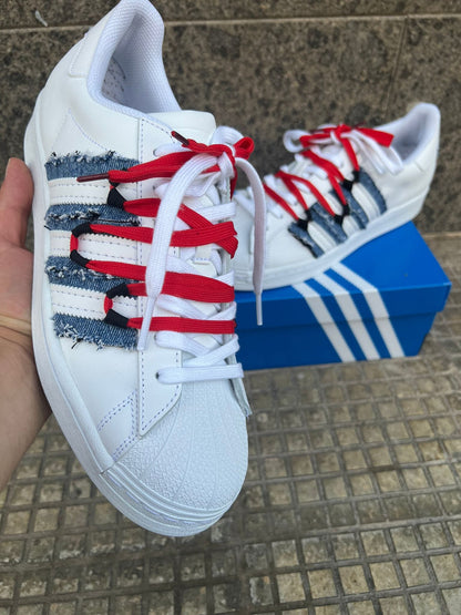 Adidas superstar custom in jeans laccio rosso