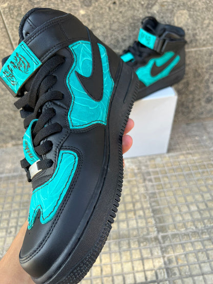 Air Force 1 mid custom nera