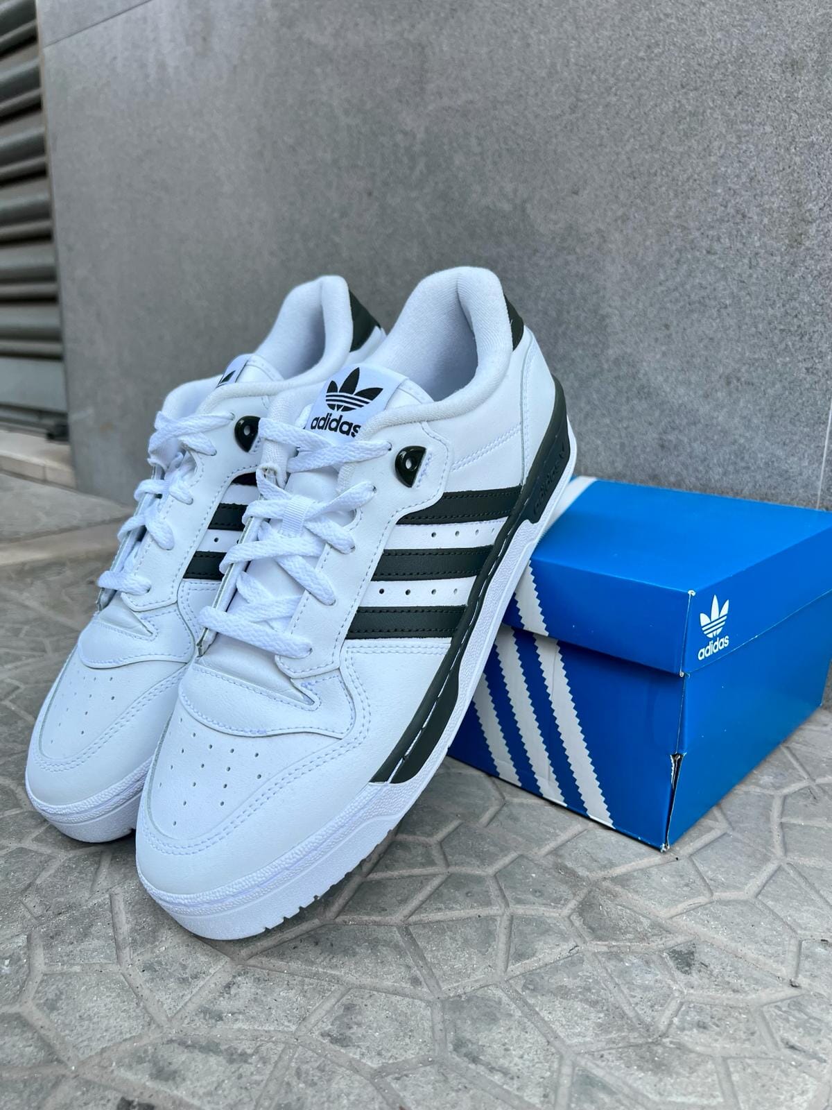 Adidas rivalry low verde