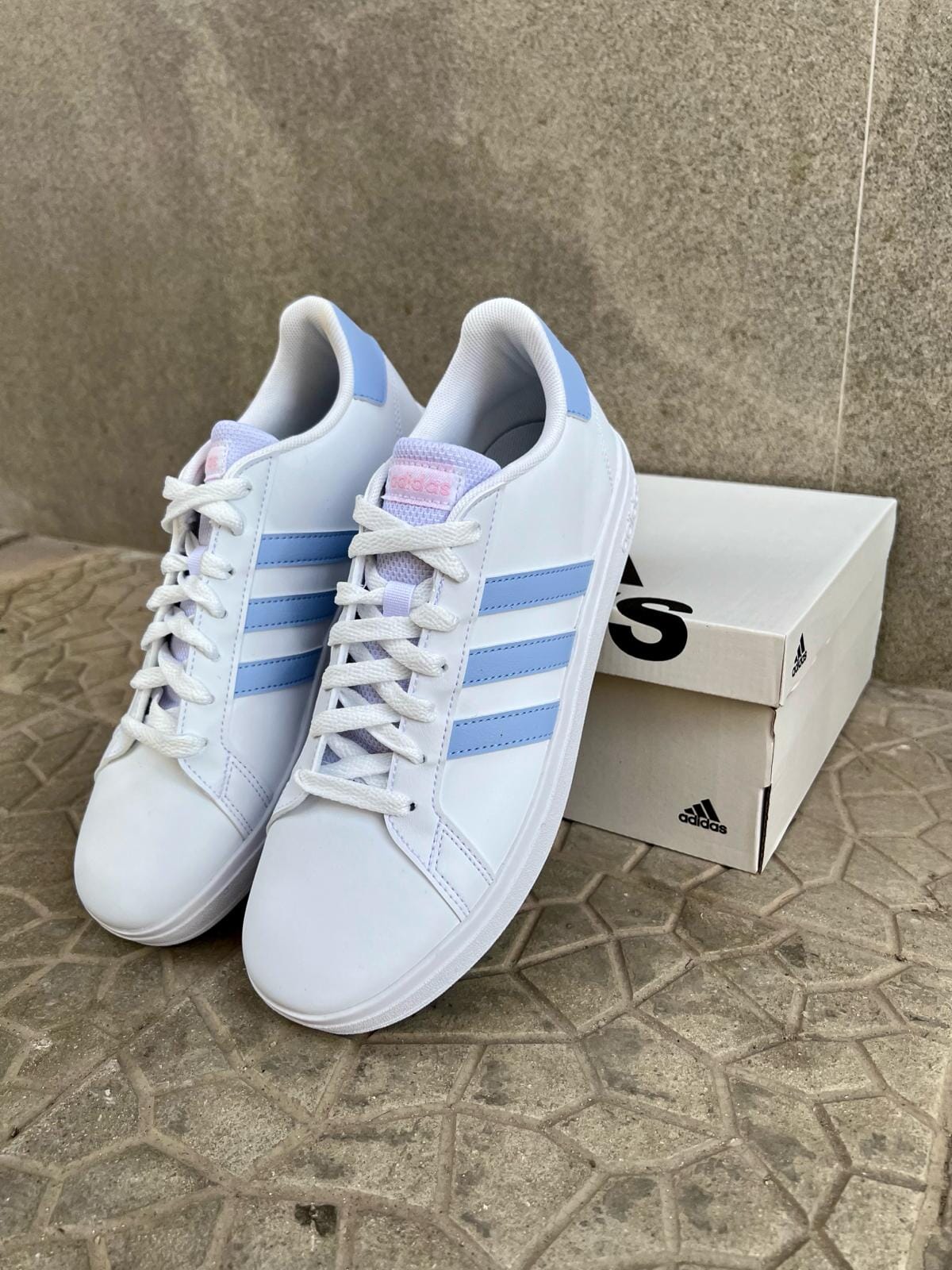 ADIDAS Scarpe Grand Court Lifestyle Tennis Lace-Up Shoes IG4829