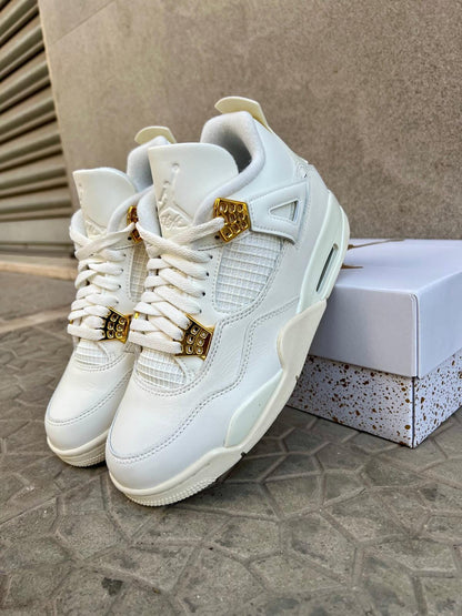 Jordan 4 Retro metallic gold