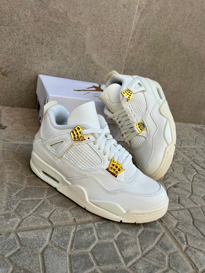 Jordan 4 Retro metallic gold