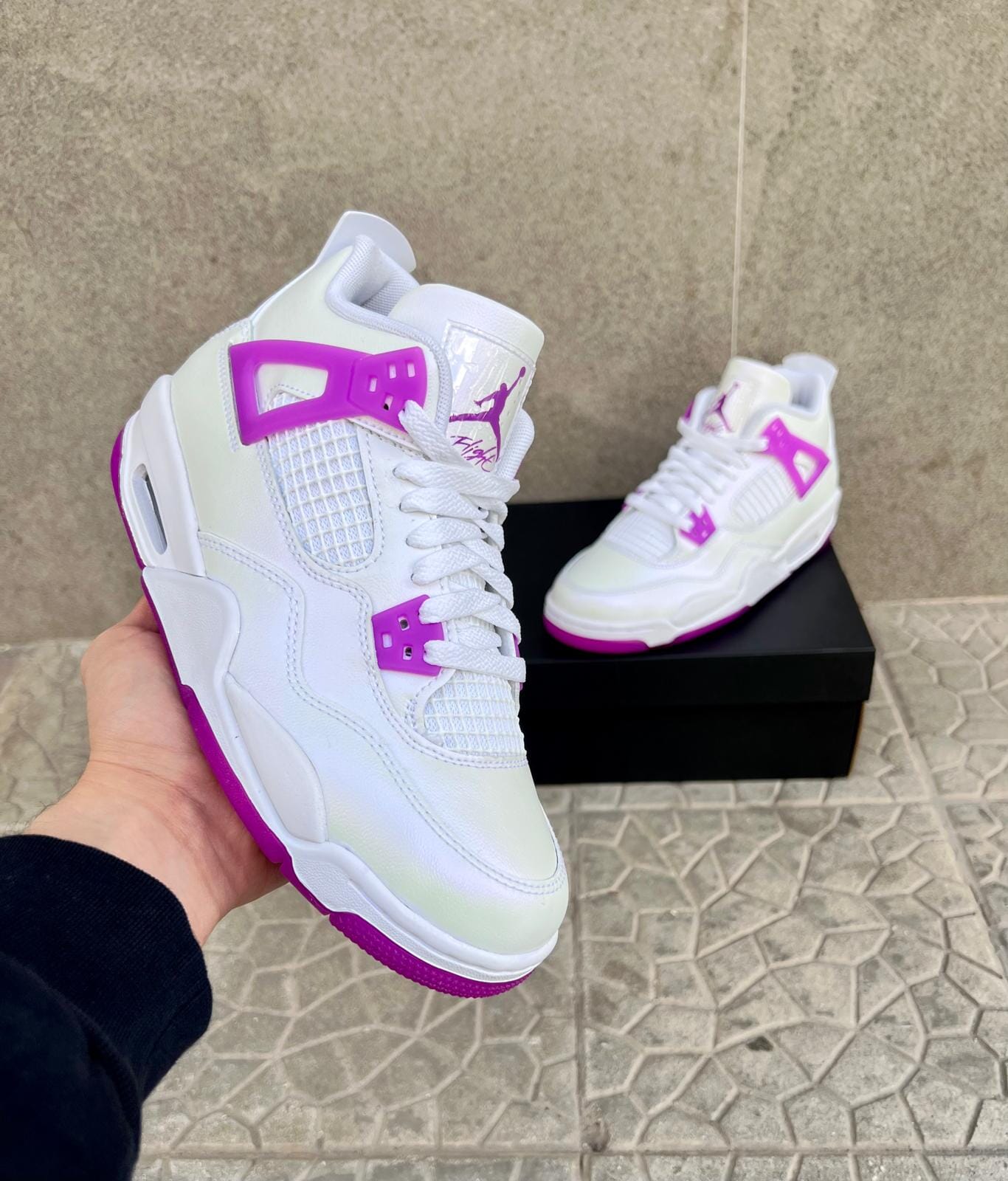 Air Jordan 4 Retro "Hyper Violet"