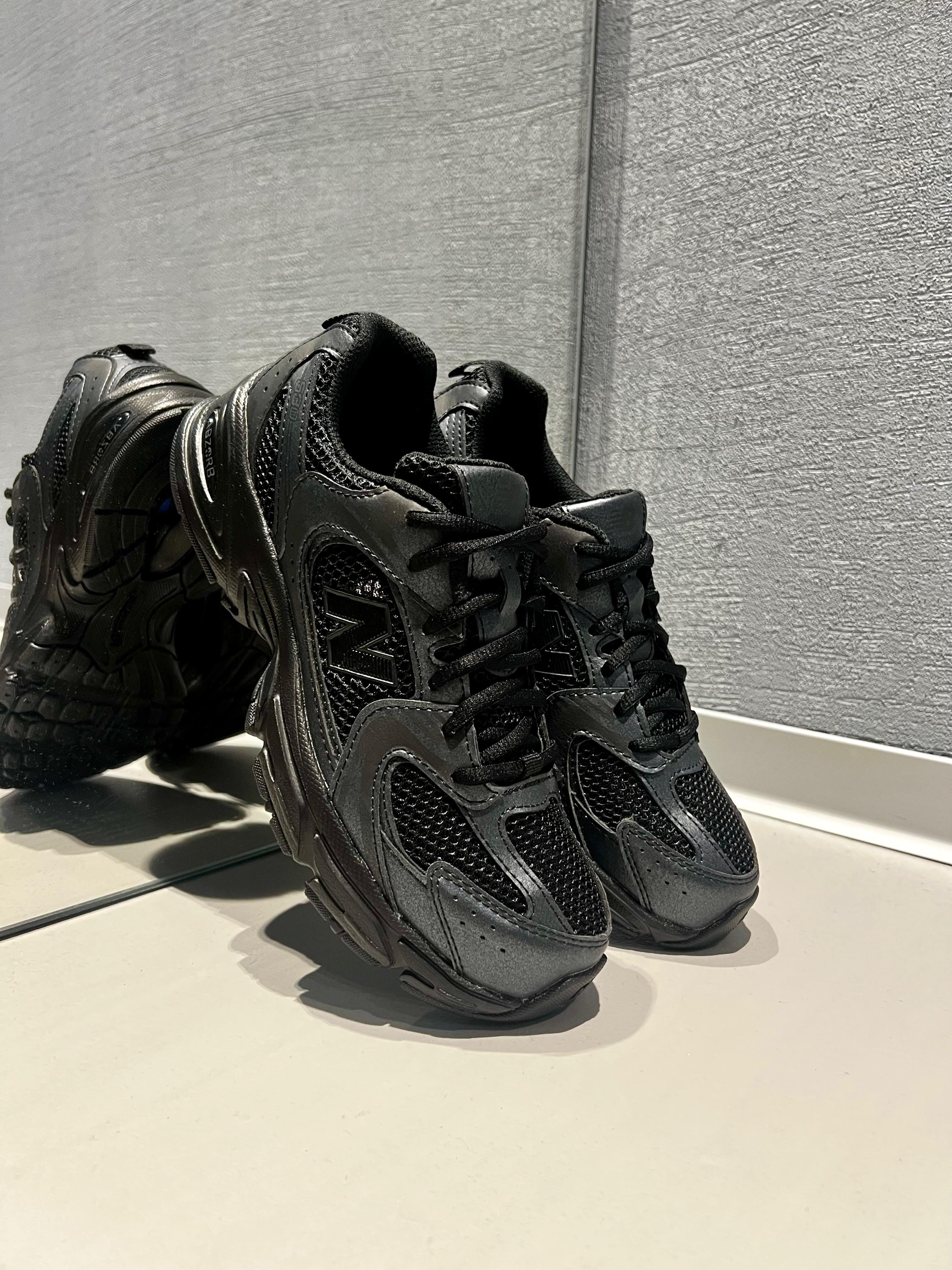 New Balance 530 Total Black