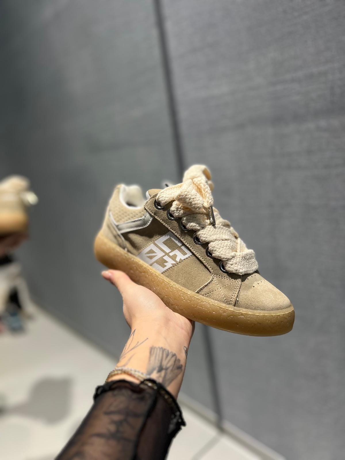 Cr03 Dude Beige Camoscio