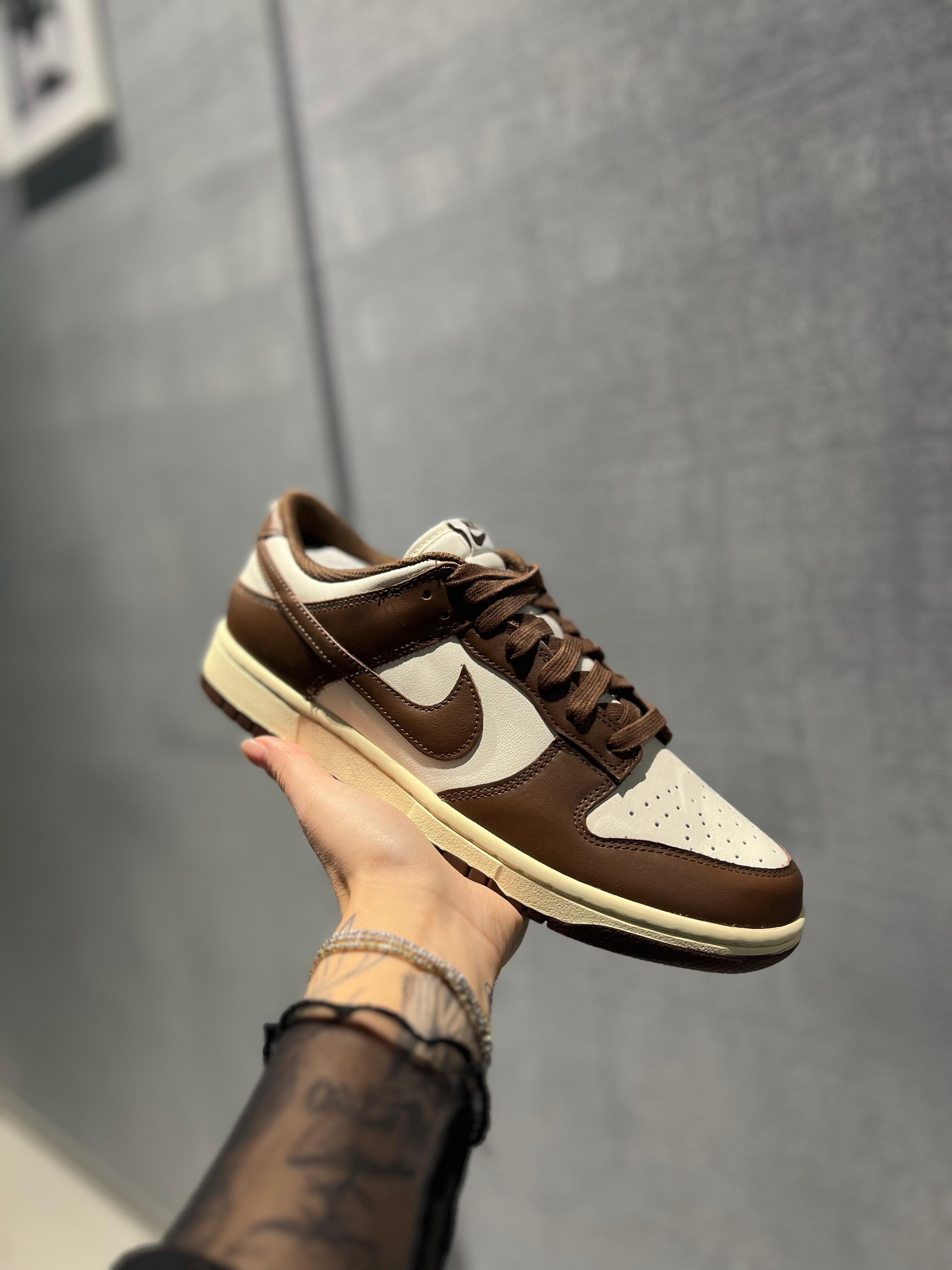 Nike Dunk Low Brown