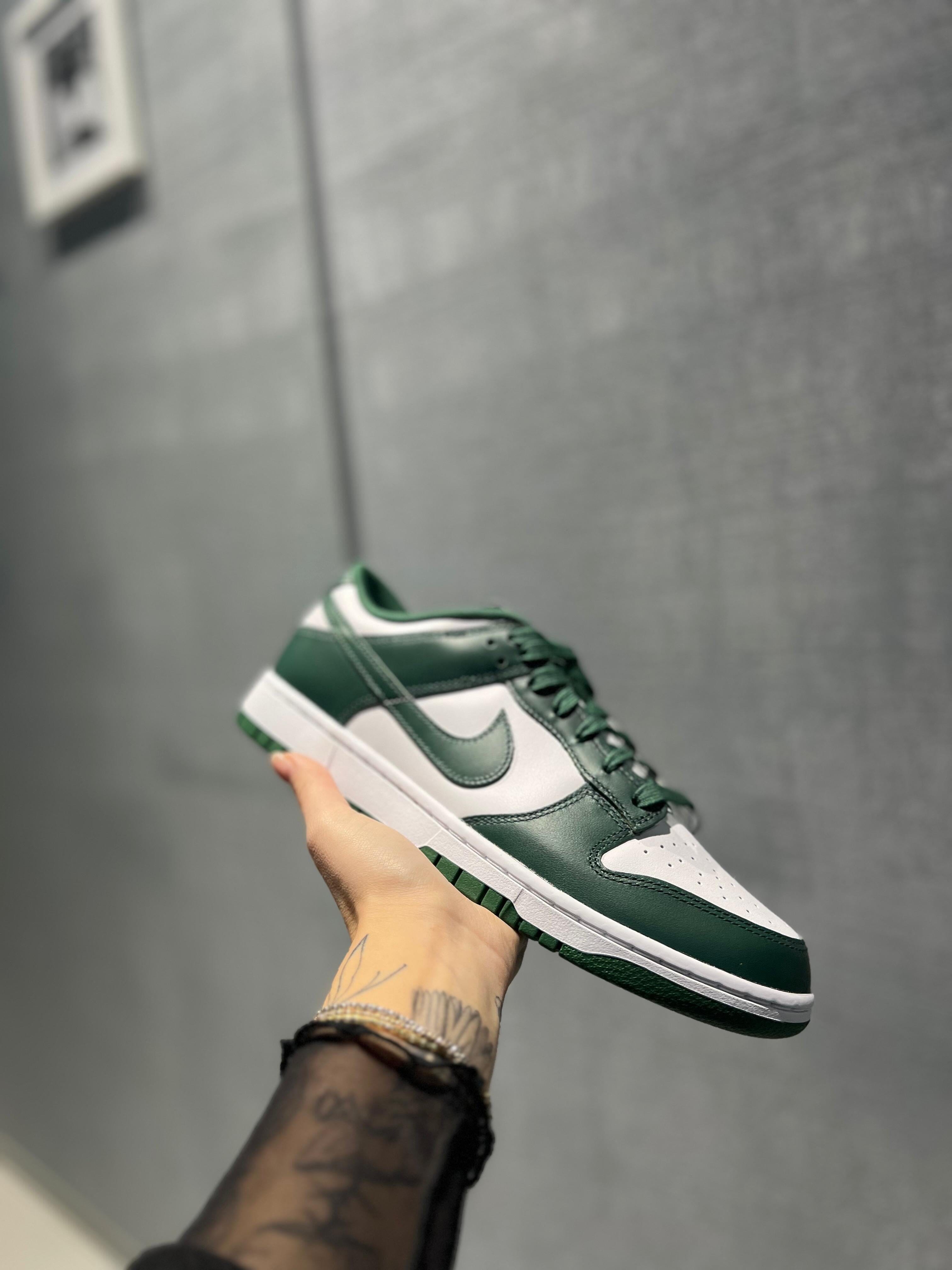 Nike Dunk Low Green