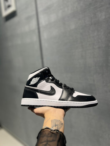 Nike Air Jordan 1 Mid dv0991 101