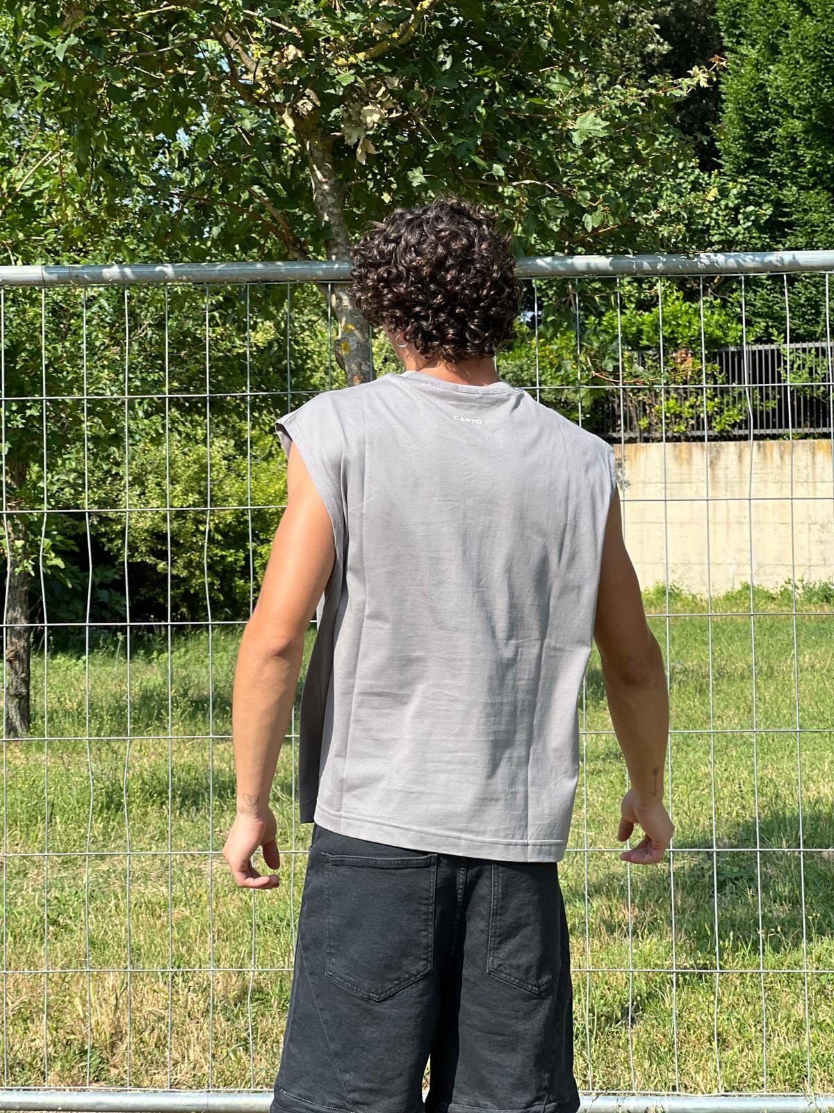 T-shirt Smanicata Capto Ferro 100% cotone