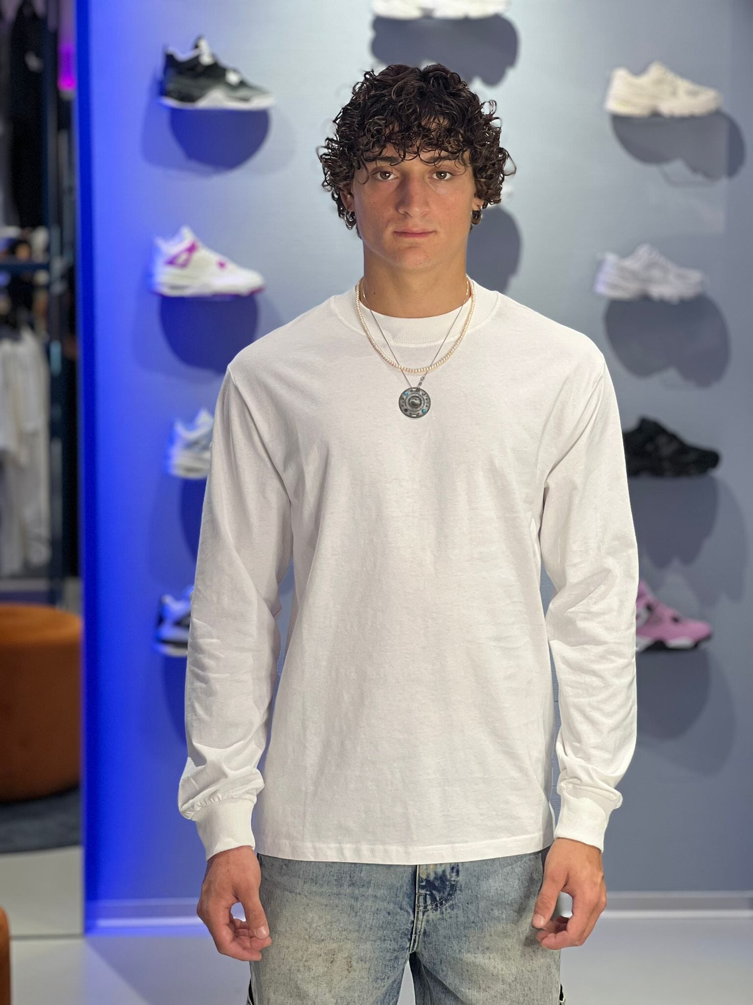 T-shirt Solid a Maniche Lunghe in Cotone – White