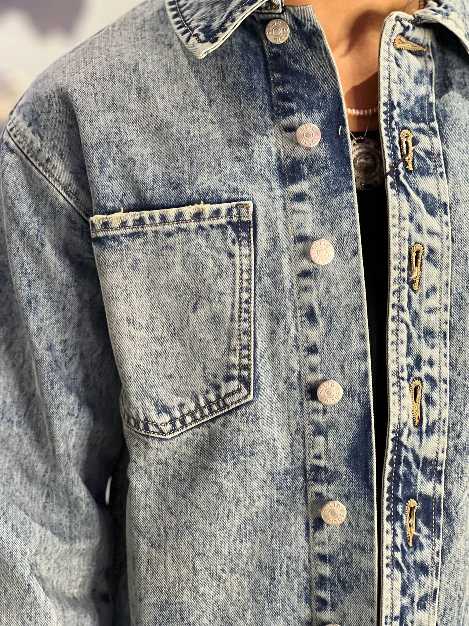 Giacca in Denim Chiaro – SOLID