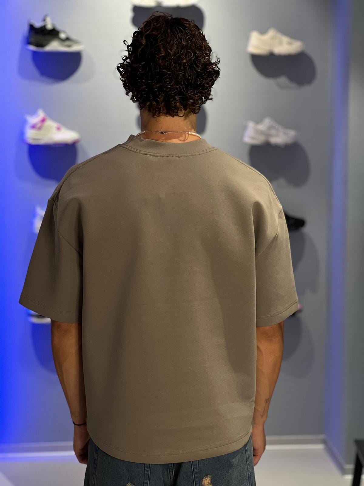 T-Shirt Oversize con Tasca  Solid– Fango