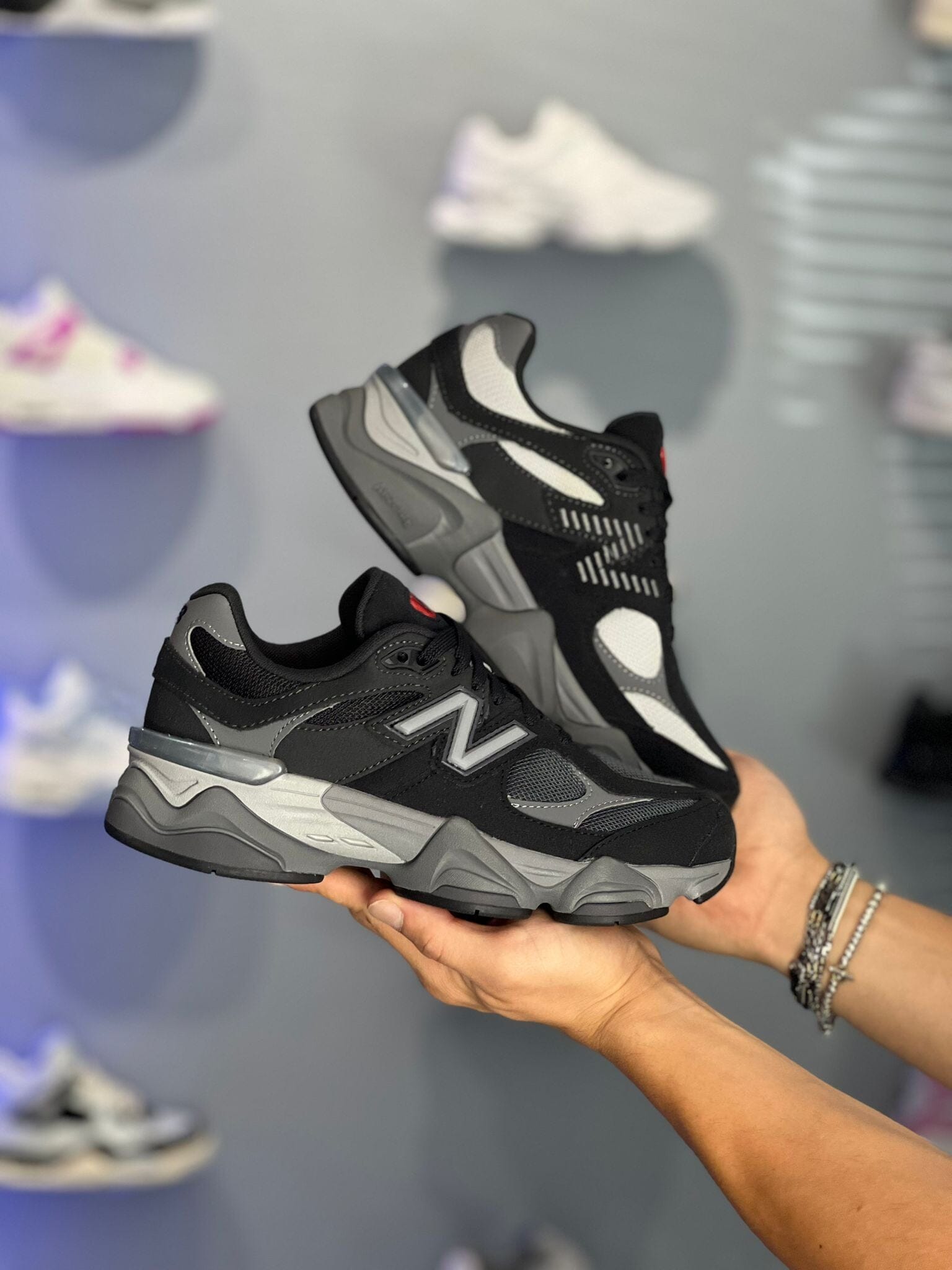 New Balance 9060 Black (GS)