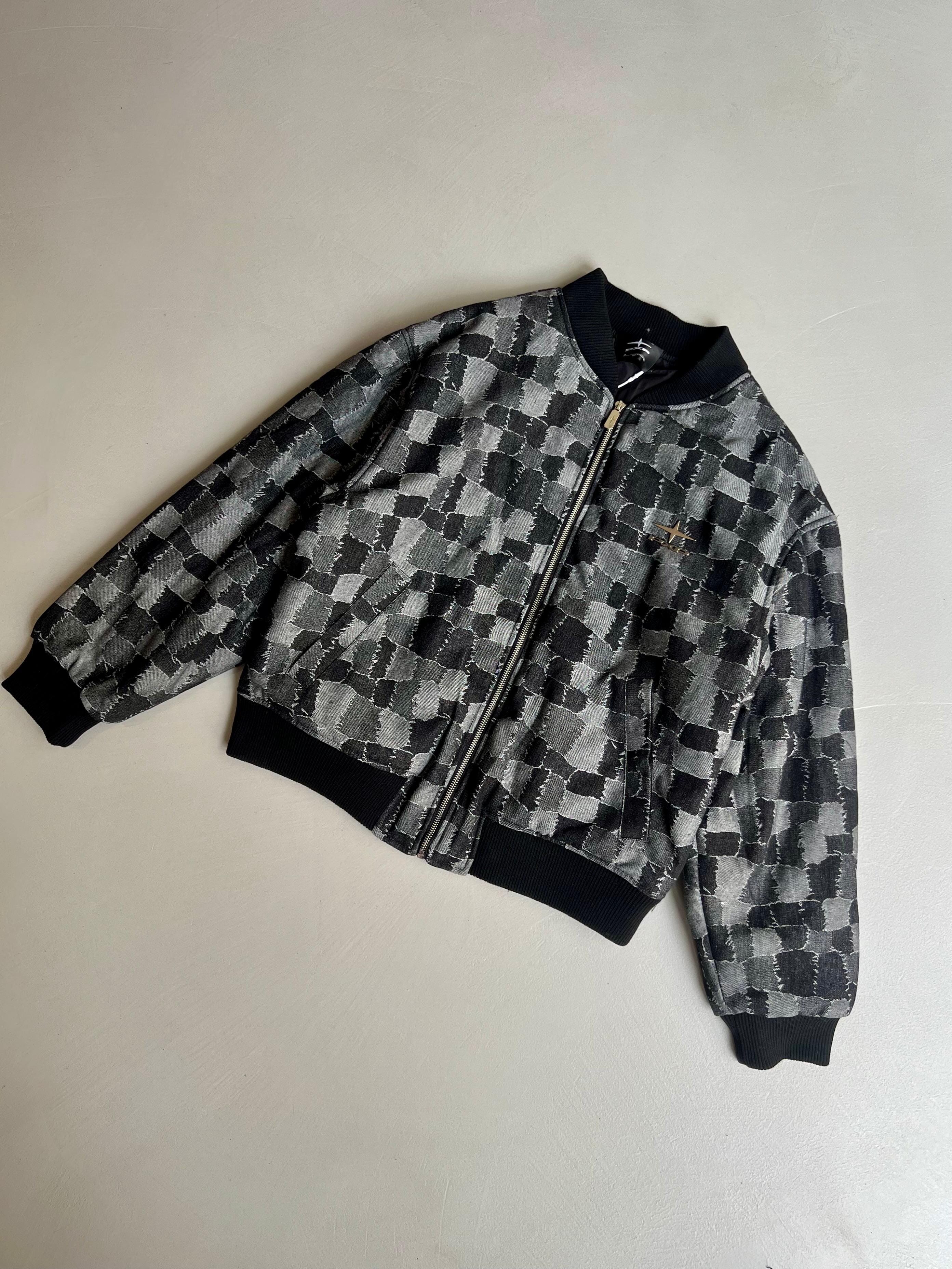 Bomber PXP – Edizione Checkered Black/Grey
