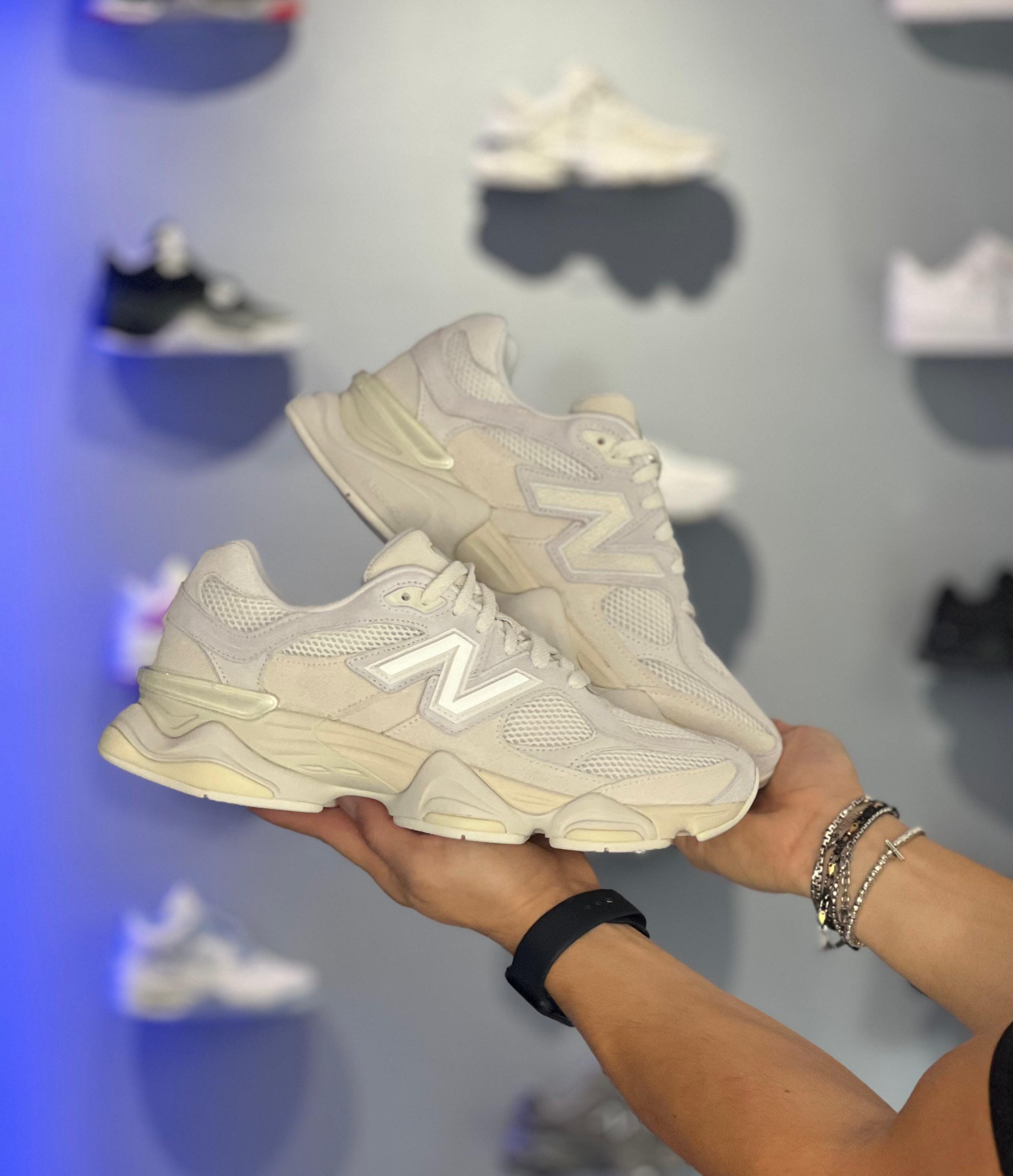 New Balance 9060 Beige