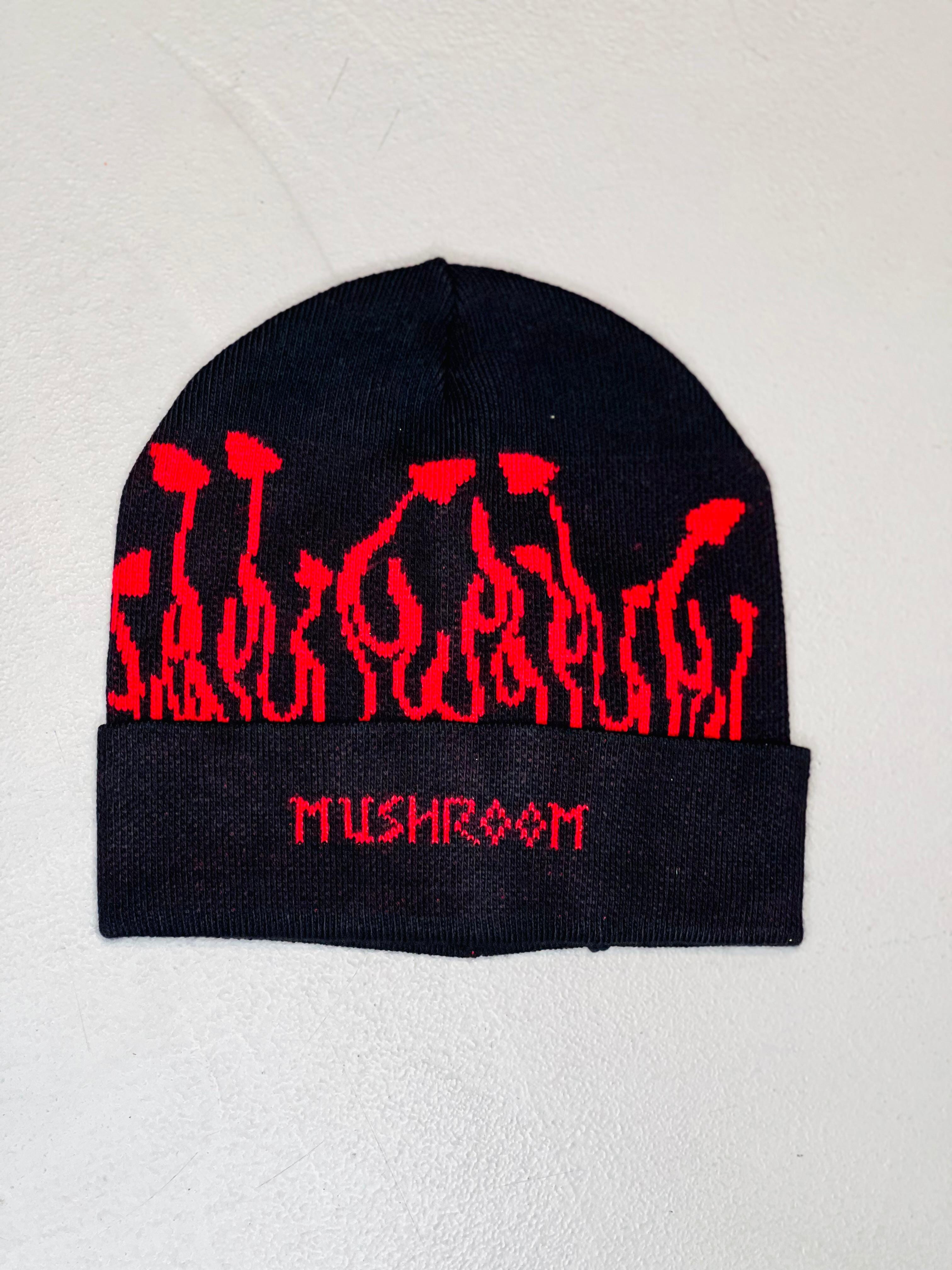 Cappello mushroom nero e rosso