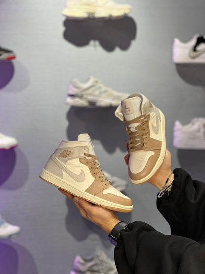 Jordan 1 Mid Orewood Brown