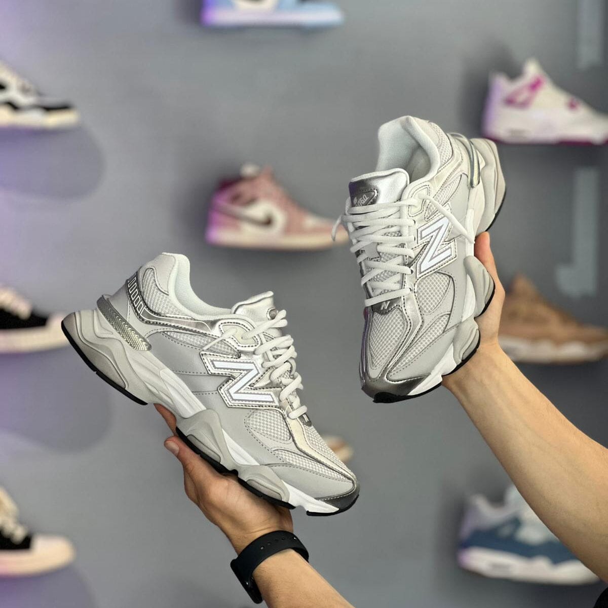 New Balance 9060 Metallic