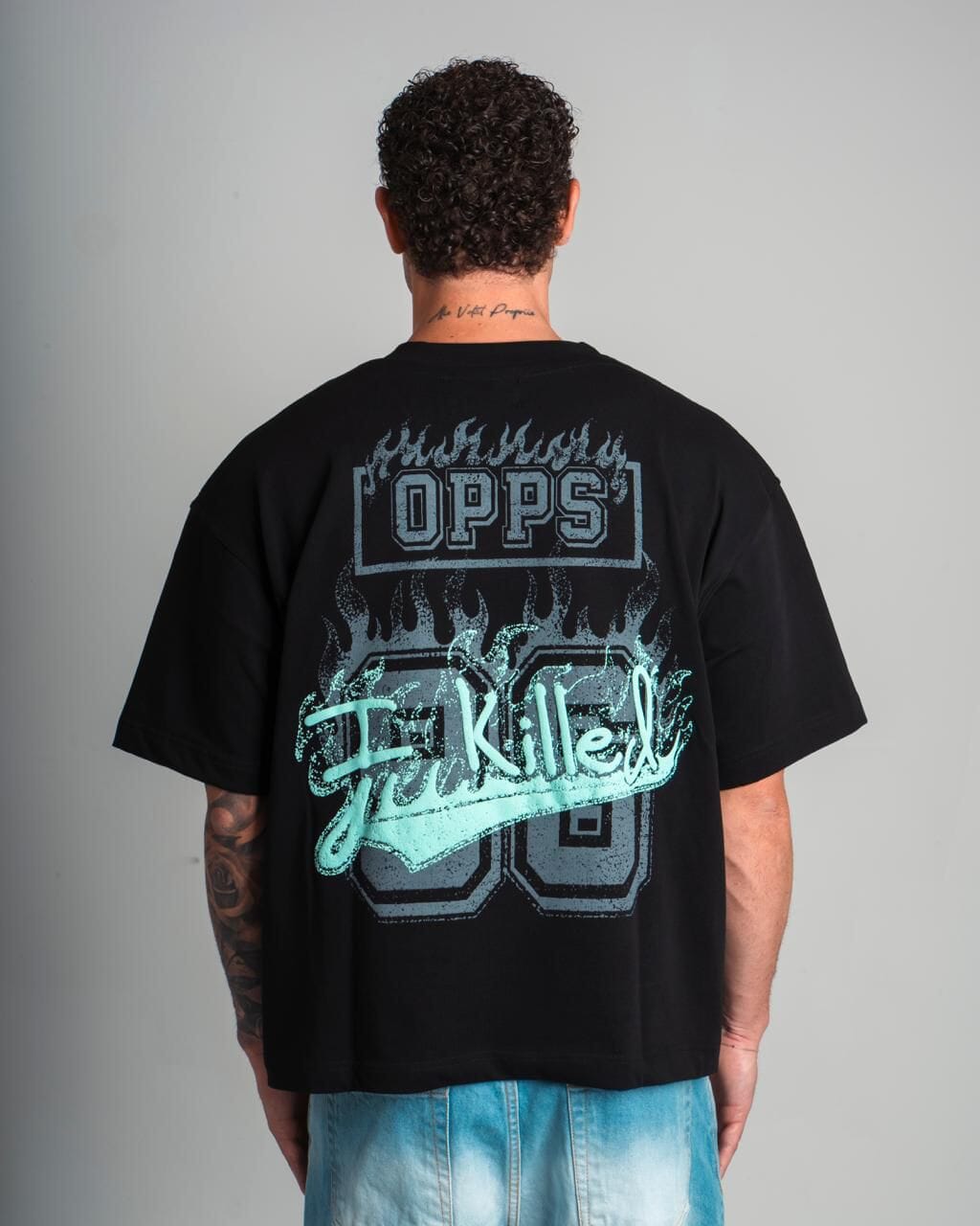 T-shirt Boxy Tee Opps Nera