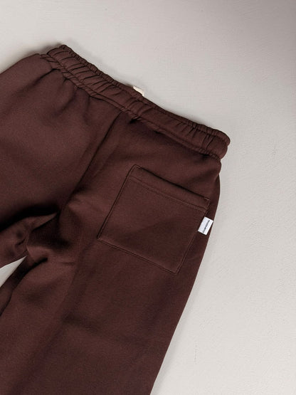 Pantaloni tuta basic cioccolato