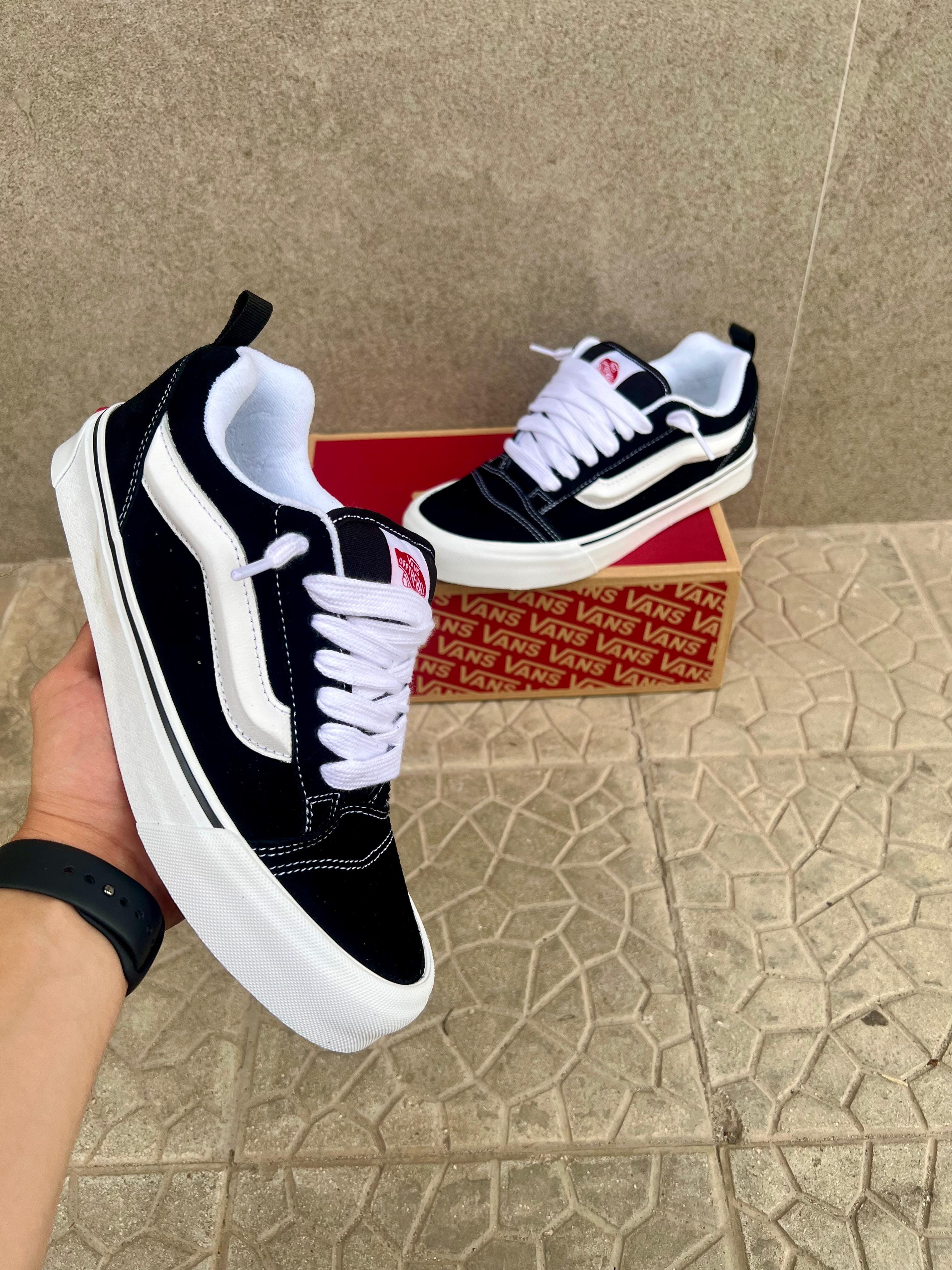 VANS Knu Skool Sneakers 9QC6BT1 Nero Vero Bianco