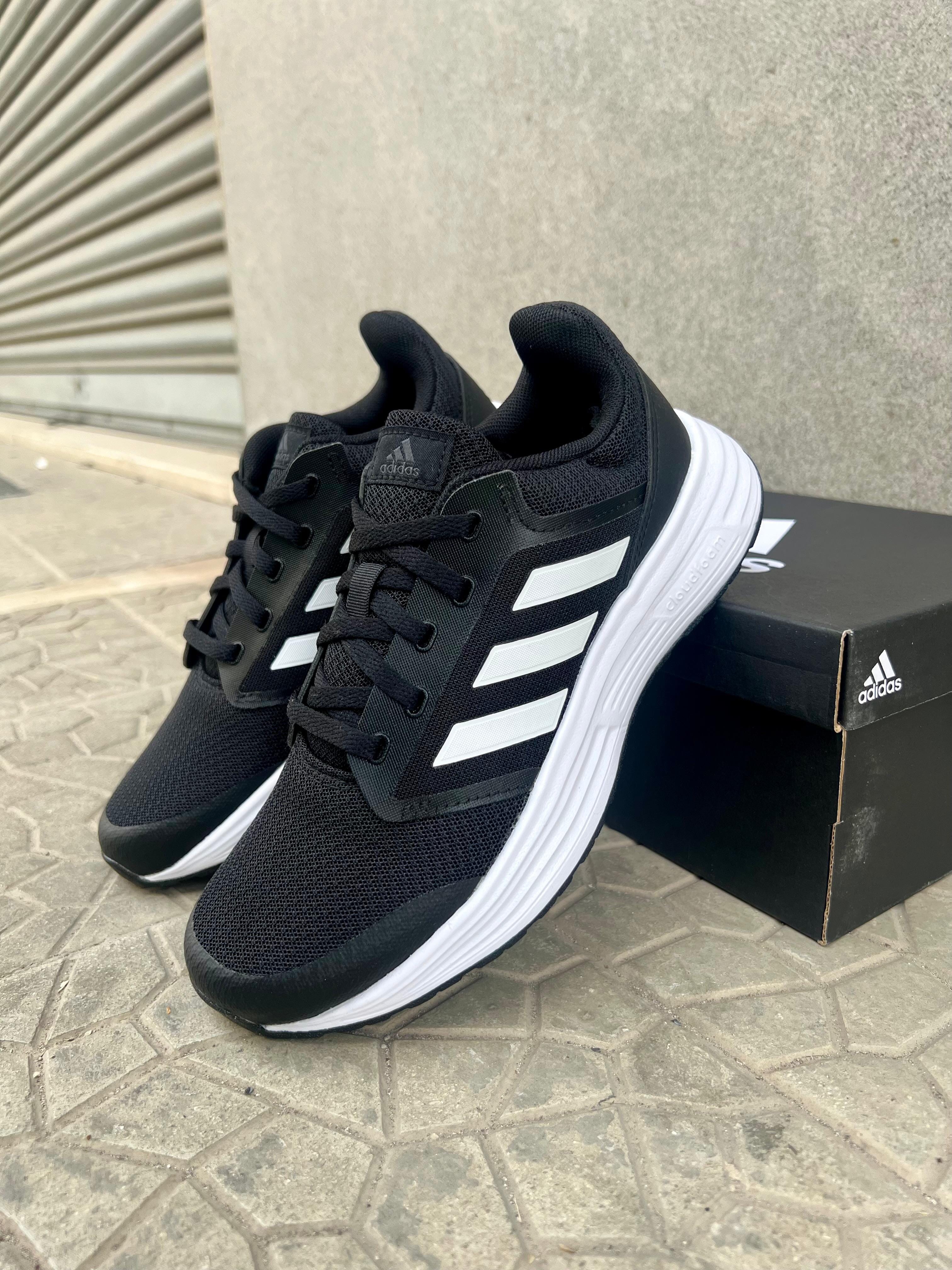 Scarpe adidas - Galaxy 5 FW6125 Cblack/Cwhite/Cwhite